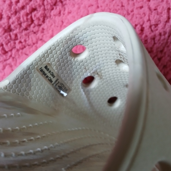 crocs ♡ marbled slides 8 neutral summer sandals - Picture 6 of 6